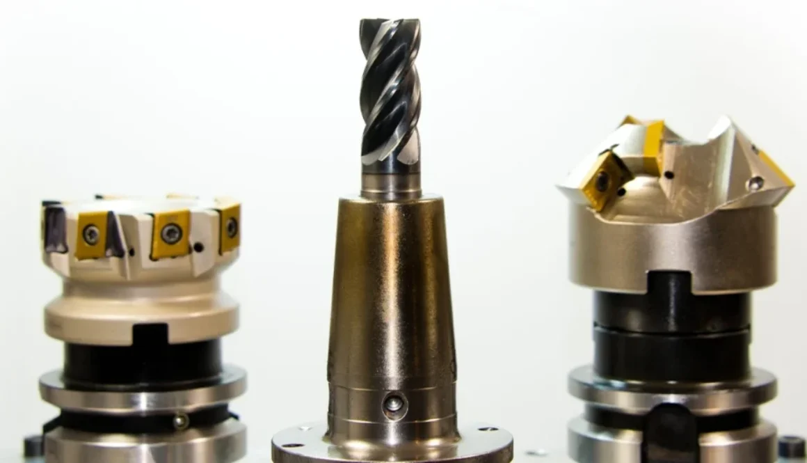 wykruszanie frezów CNC – uszkodzona krawędź skrawająca